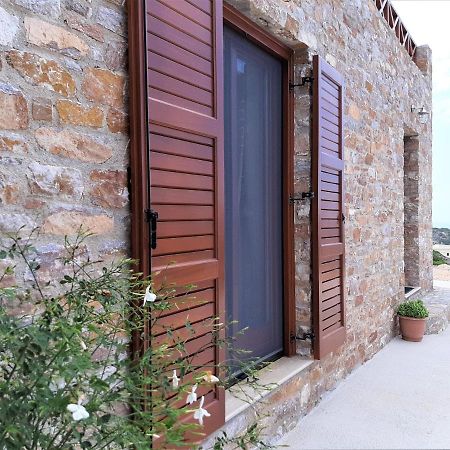 Villa Adeiata Adiata 外观 照片
